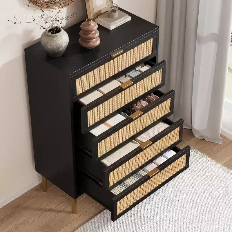 Cassettiera a 5 cassetti in rattan, comò alto 111 cm stile rustico con gambe in metallo per camera da letto e soggiorno