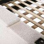 Letto a giorno imbottito in pile Teddy, braccioli contenitori, rotelle, audio Bluetooth, camera da letto, beige
